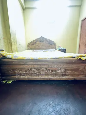 সেগুন কাঠের একটি খাট বিক্রি হবে