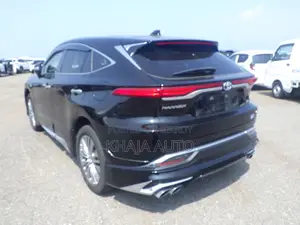 Toyota Harrier 2021 Black