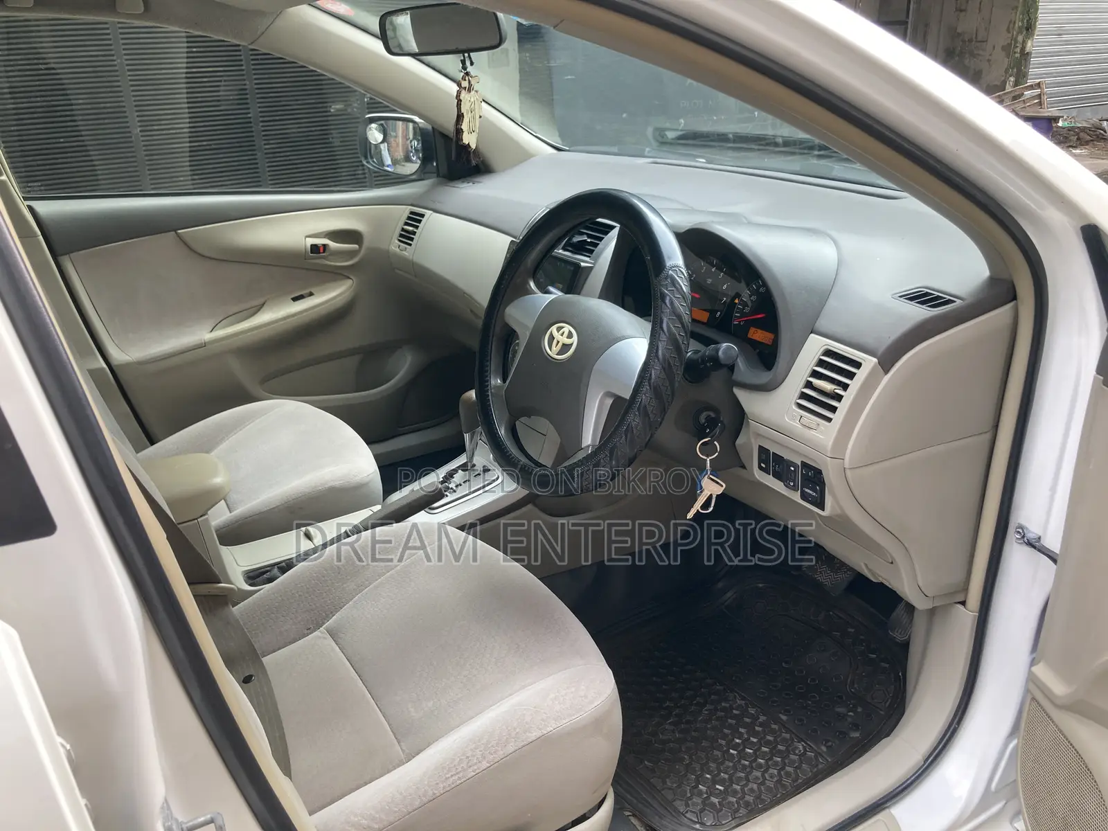Toyota Axio 2011 Beige