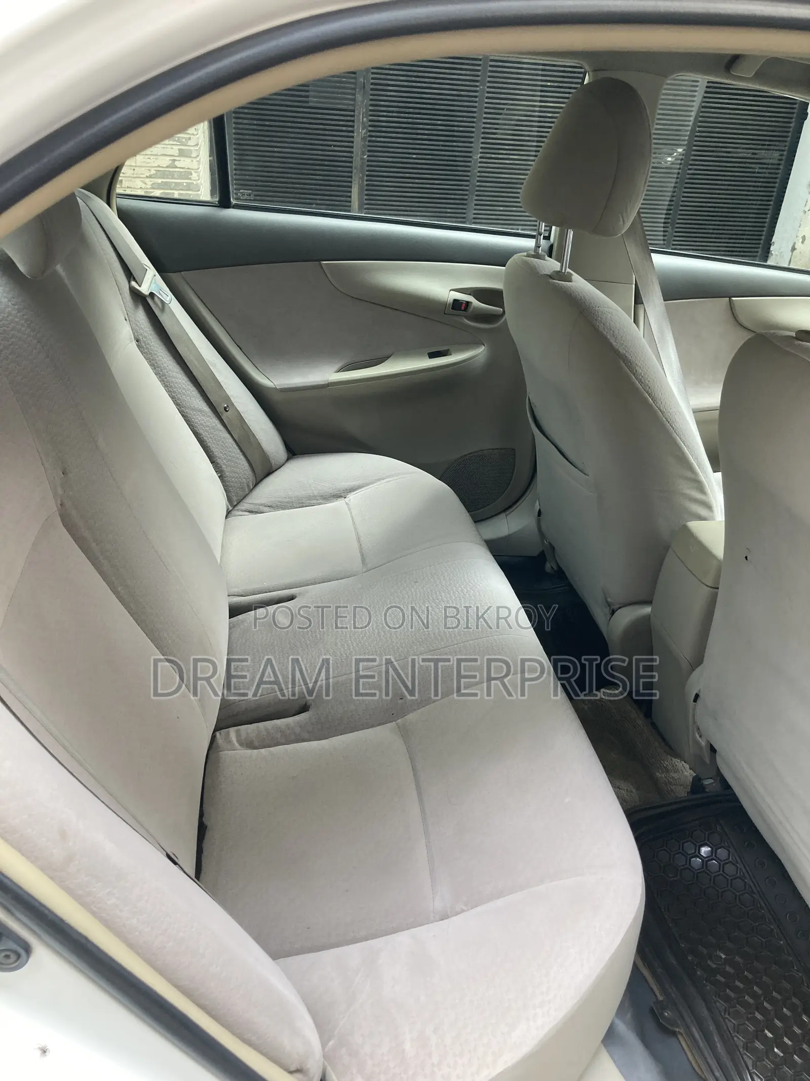 Toyota Axio 2011 Beige