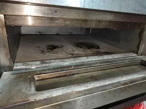 Pizza, Oven and Stand included