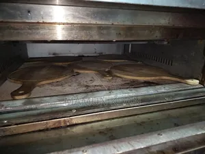 Pizza, Oven and Stand included