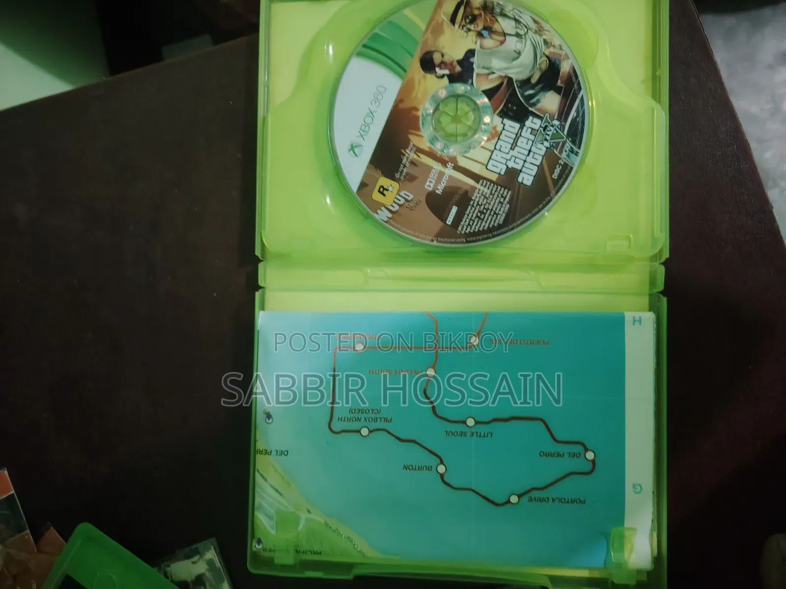 Xbox 360 Gta v (Grand Theft Auto V) Game Disc With Box