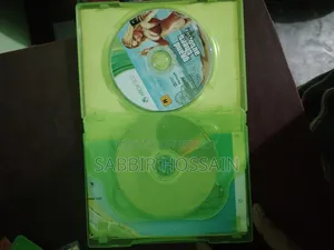 Xbox 360 Gta v (Grand Theft Auto V) Game Disc With Box