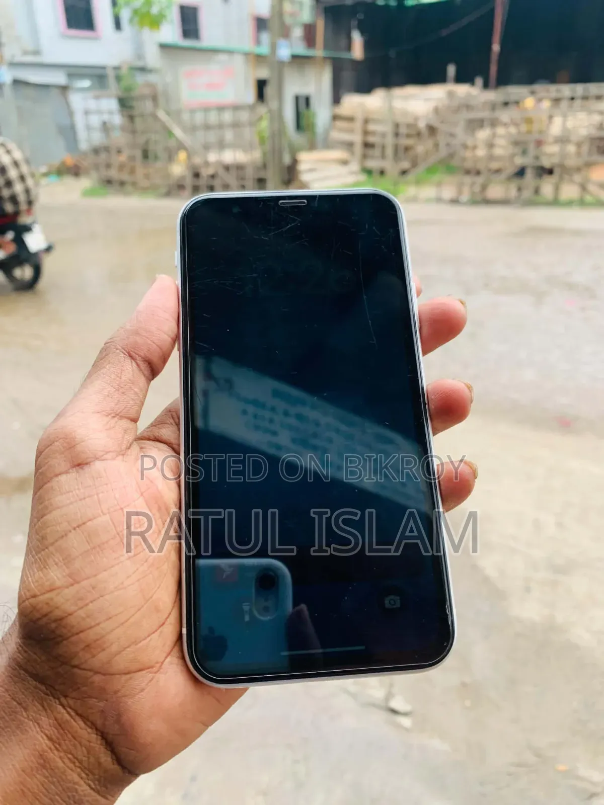 অ্যাপল আইফোন এক্সআর ৬৪ জিবি সাদা