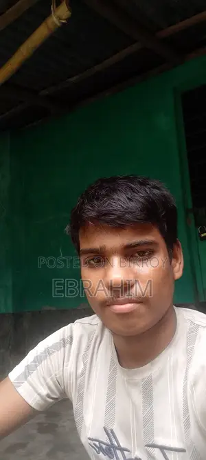 জরুরী বাসায় একজন হাউস কিপার দরকার।