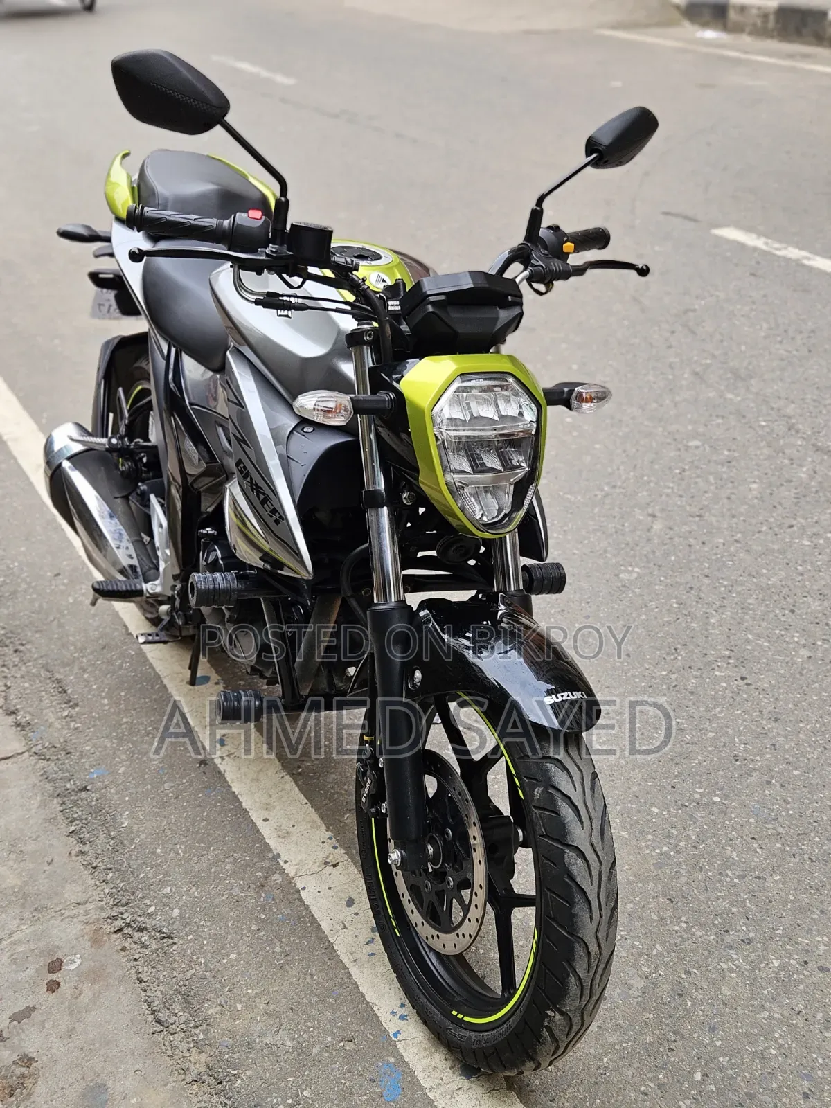সুজুকি ২০২৫ গ্রে