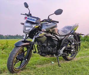 সুজুকি জিক্সার মনোটন ২০২৬ অরিজিনাল লুকিং গ্লাস