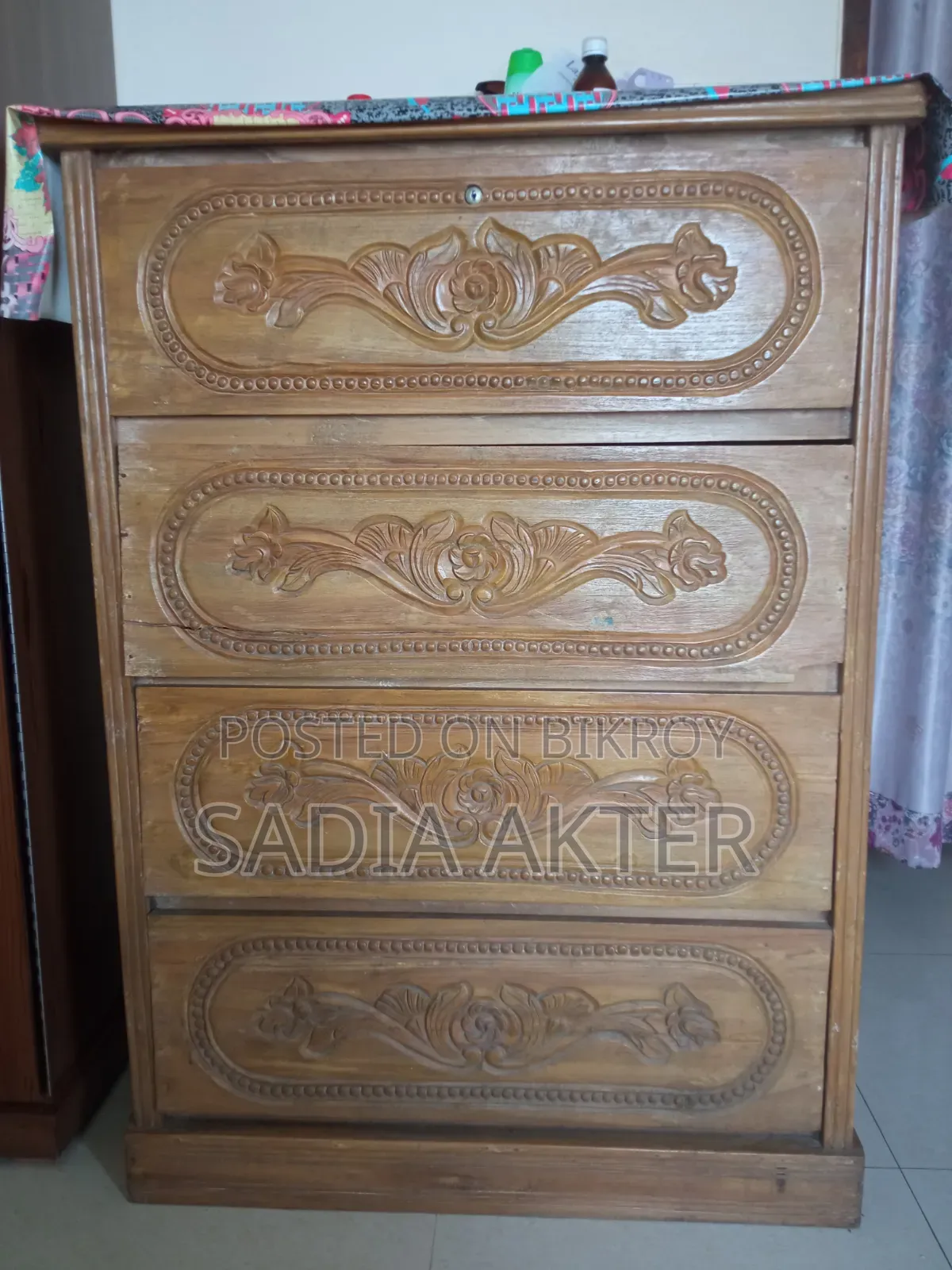 Teak wood wardrobe for sale