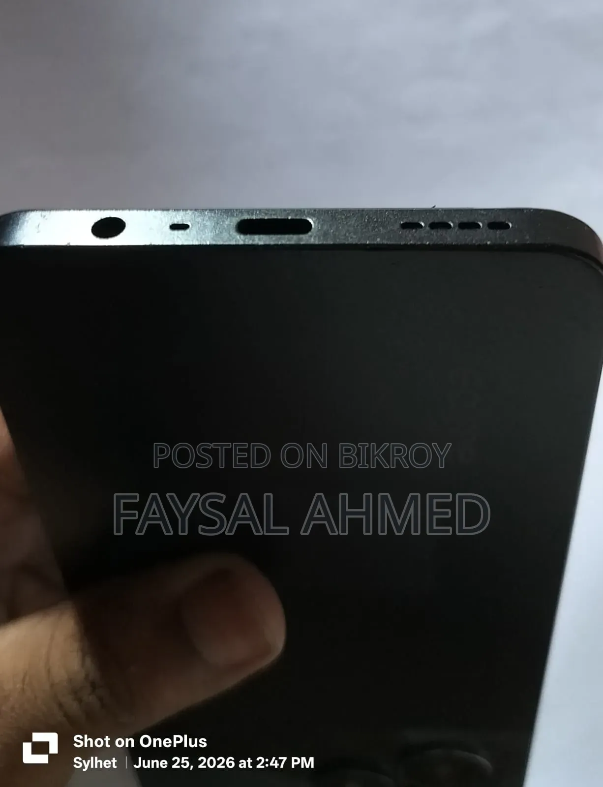 রিয়েলমি ১২৮ জিবি কালো