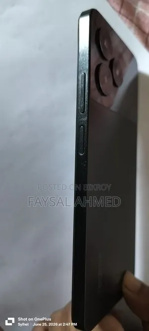 রিয়েলমি ১২৮ জিবি কালো