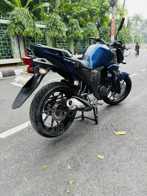 Yamaha 2020 Blue