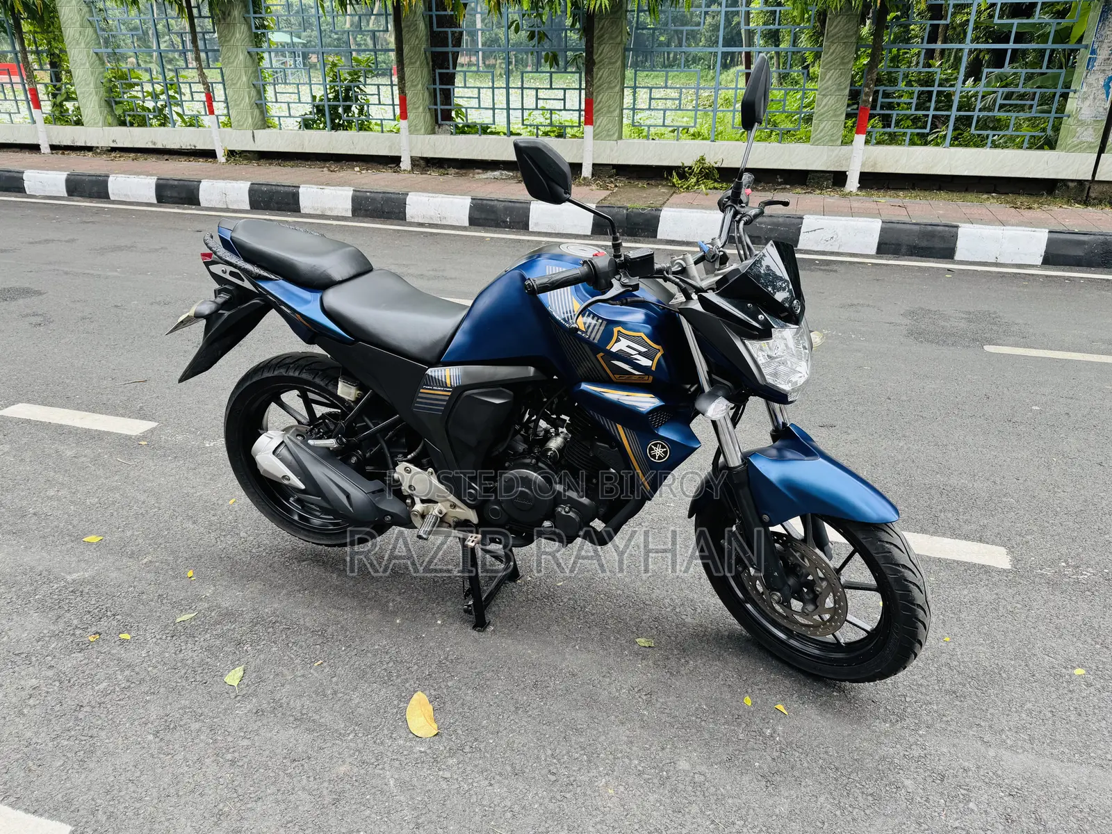 Yamaha 2020 Blue