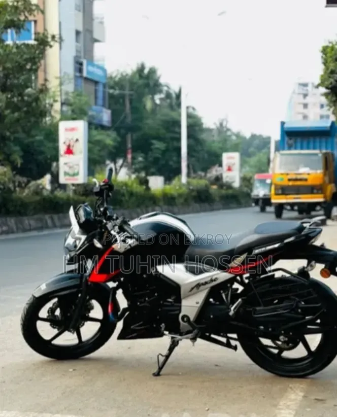 TVS Apache 160 4V 2024 Black