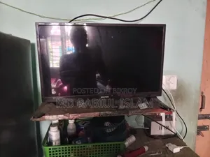 Walton 24 inch LED TV