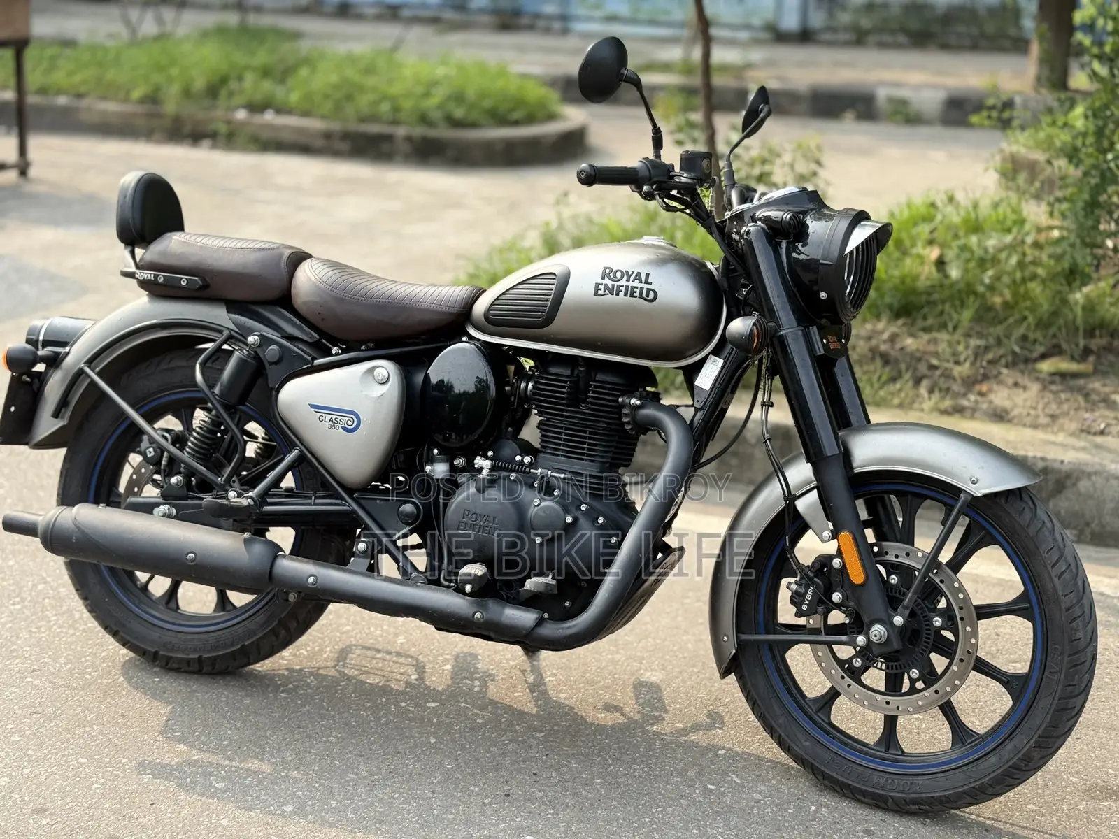 Royal Enfield Classic 350 2025 Gray