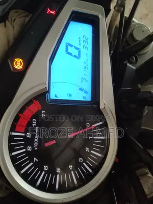 Hero Hero Hunk 150R Dual Disc ABS 2022 Red