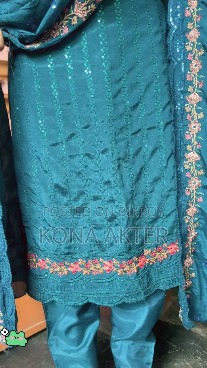 Woman's Dress Collection