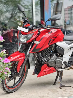 TVS Apache 160 4V 2019 Red