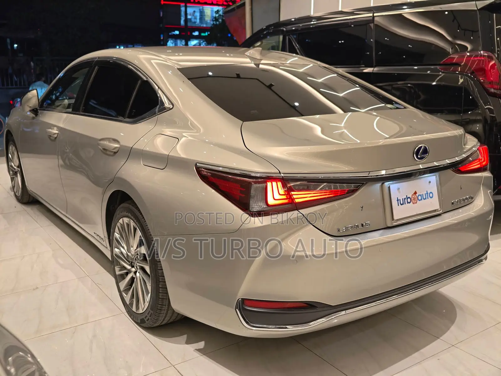 Lexus ES 2020 Beige