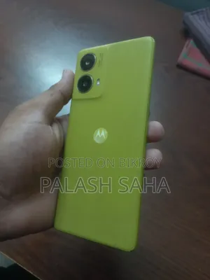 Motorola Moto G85 ২৫৬ জিবি ইয়েলো