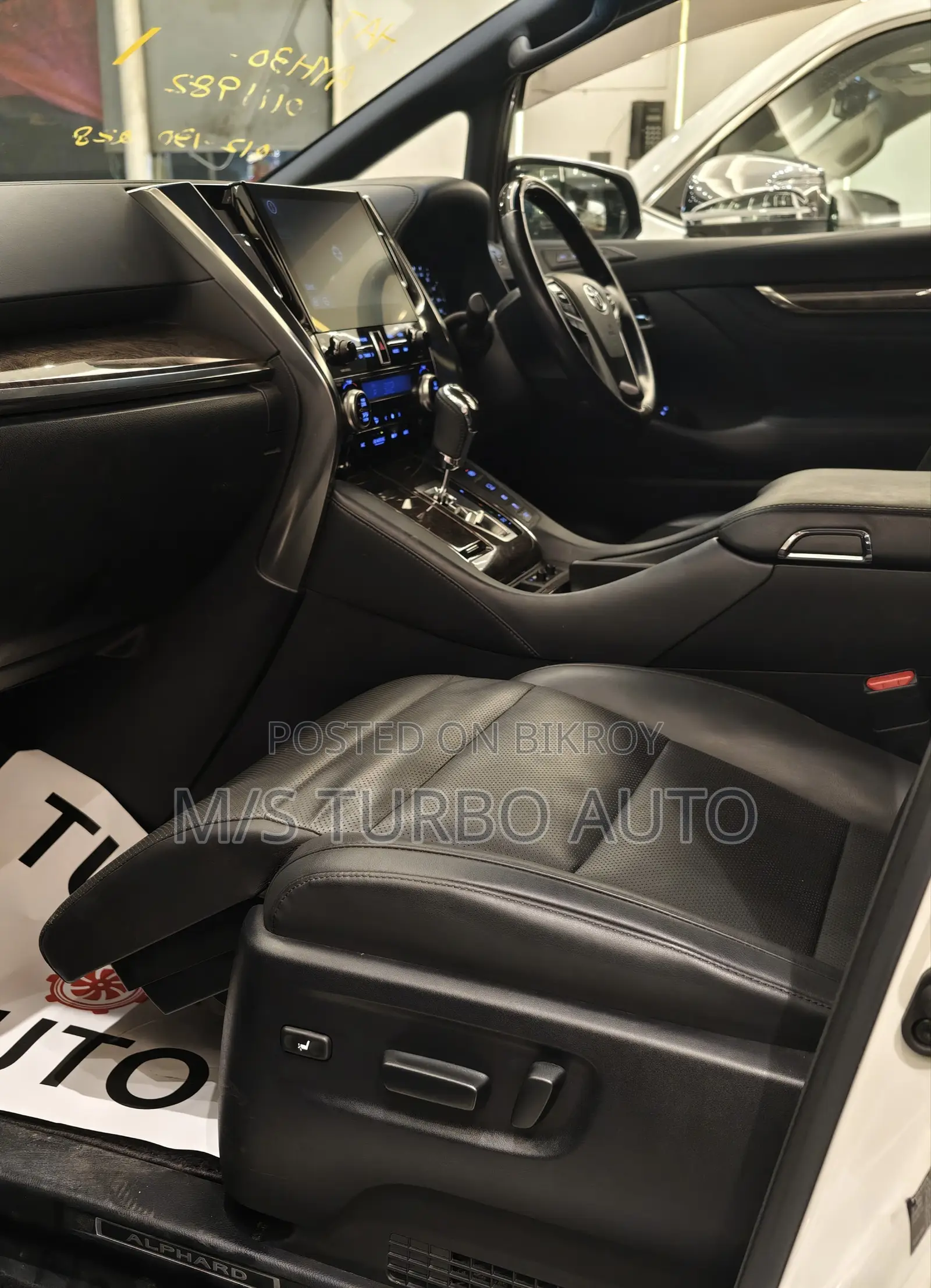 Toyota Alphard 2020 Pearl