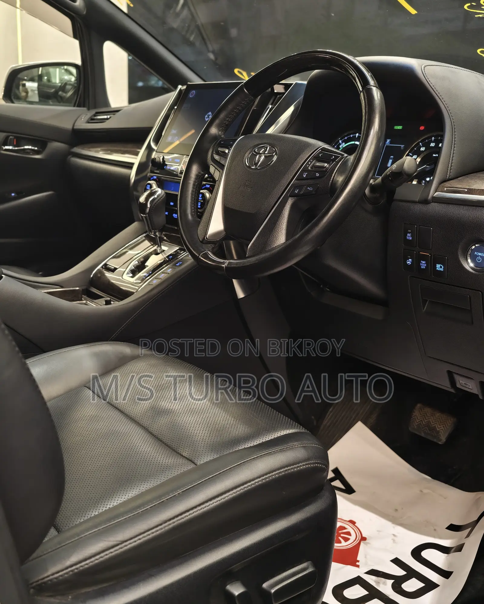 Toyota Alphard 2020 Pearl