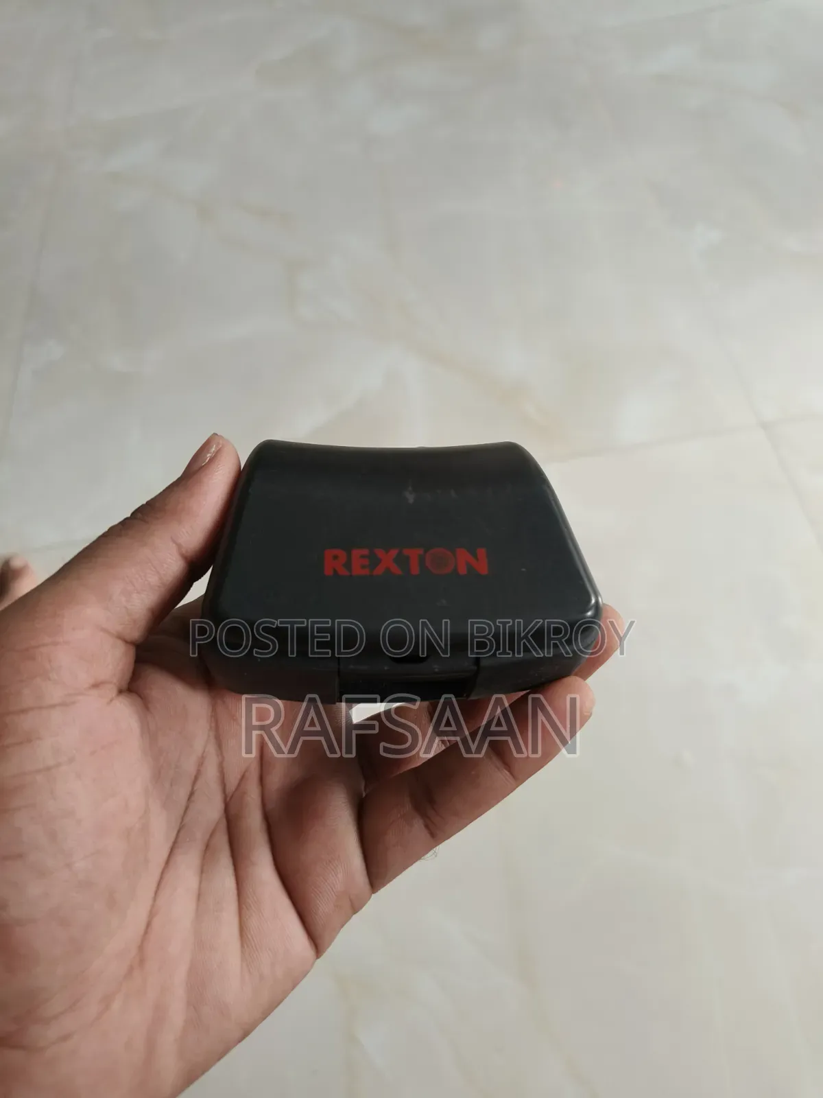 Rexton Ear Machine
