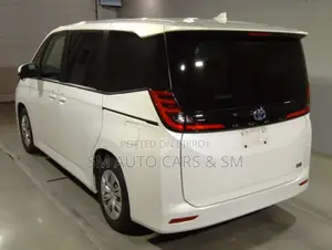 Toyota Noah 2022 Pearl