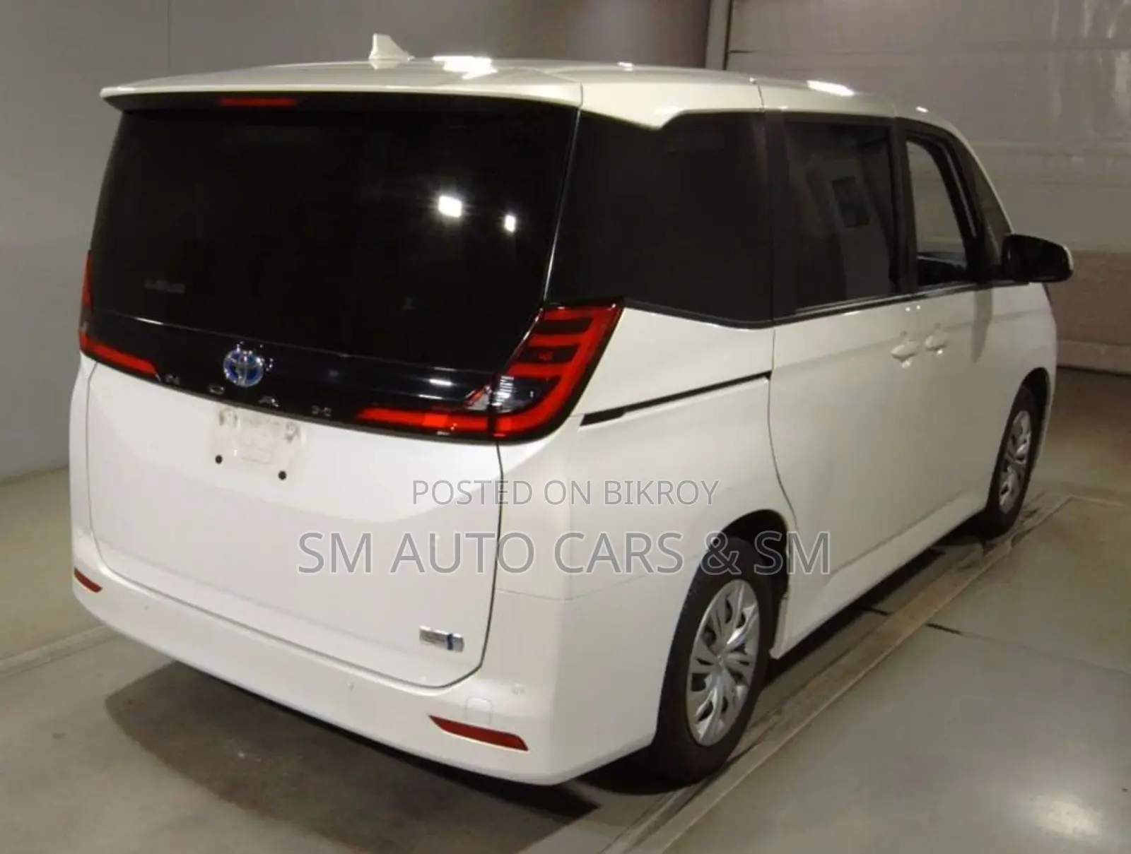 Toyota Noah 2022 Pearl
