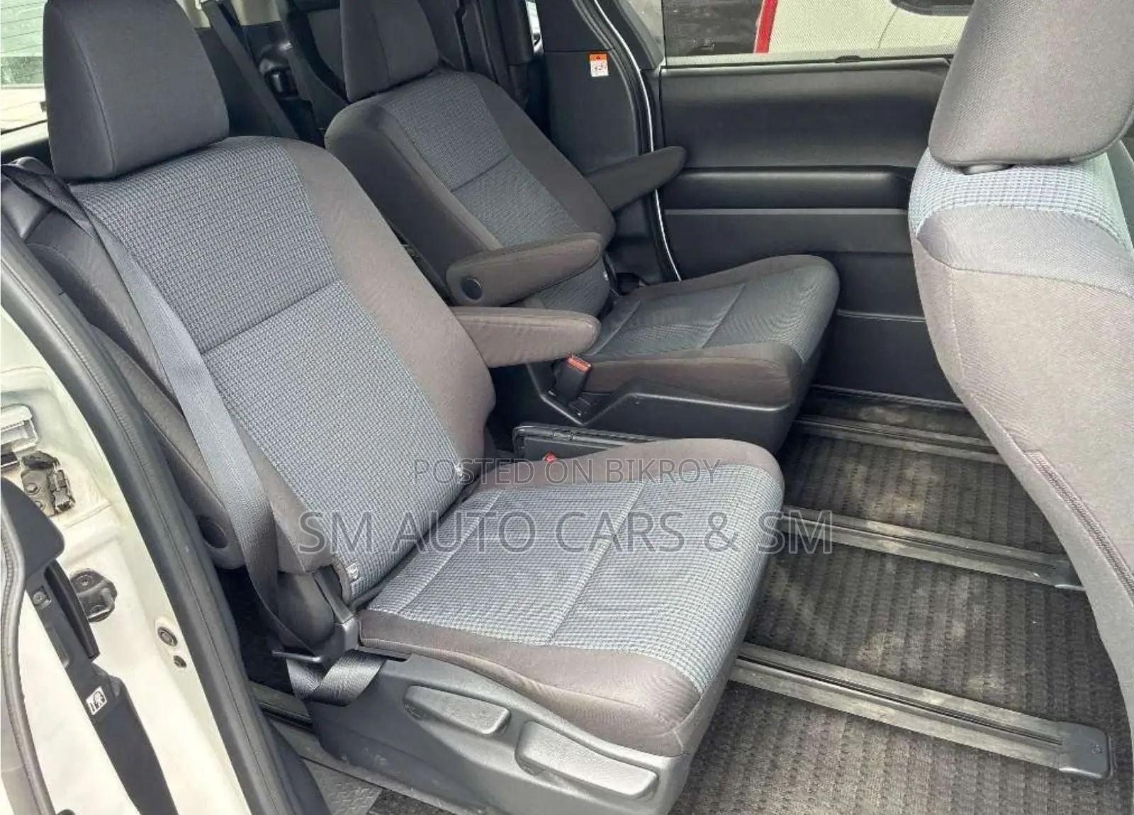 Toyota Noah 2022 Pearl