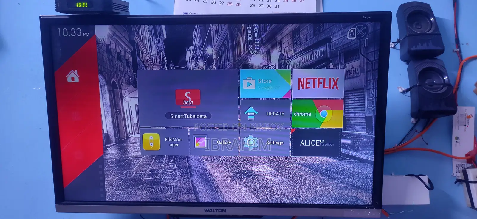Walton Non Smart TV with Android Box
