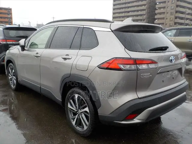 Toyota Corolla Cross 2021 Brown