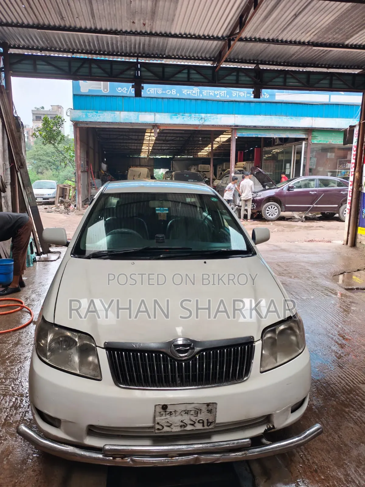 Toyota Corolla 2004 White