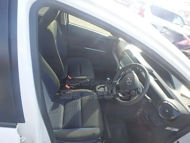 Toyota Aqua 2021 White
