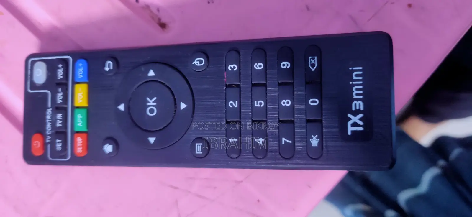 Walton Non Smart TV with Android Box