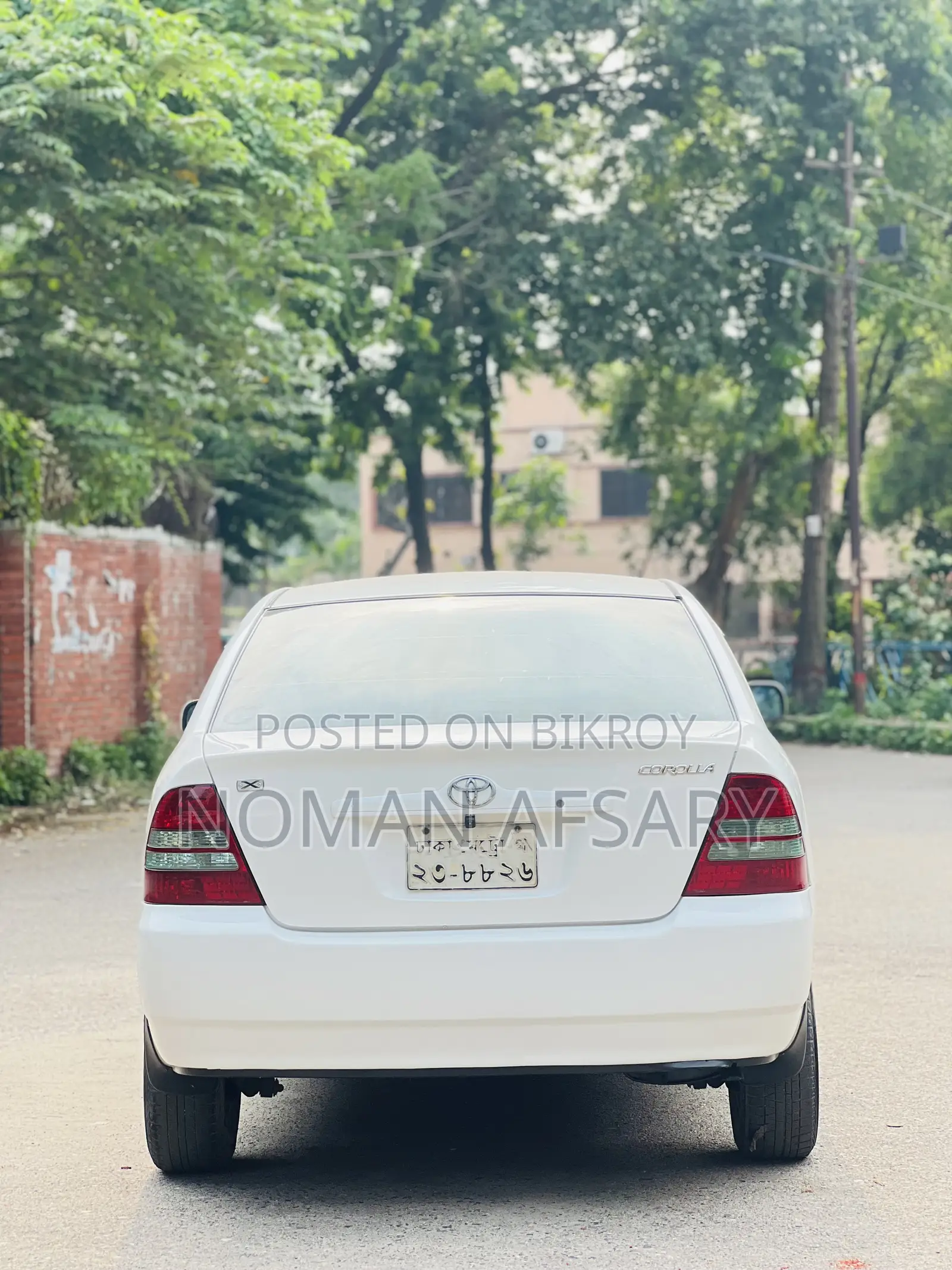 Toyota Corolla Sedan 2003 White