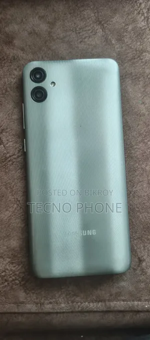 Samsung Galaxy A04e 32 GB
