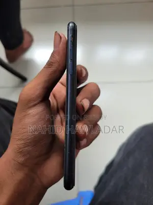 অ্যাপল আইফোন এসই (২০২০) ৬৪ জিবি ব্ল্যাক