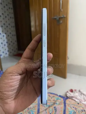 Itel P40 32 GB White