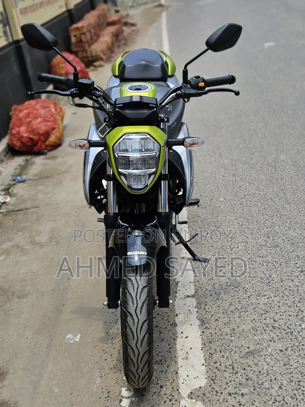 Suzuki 2025 Gray