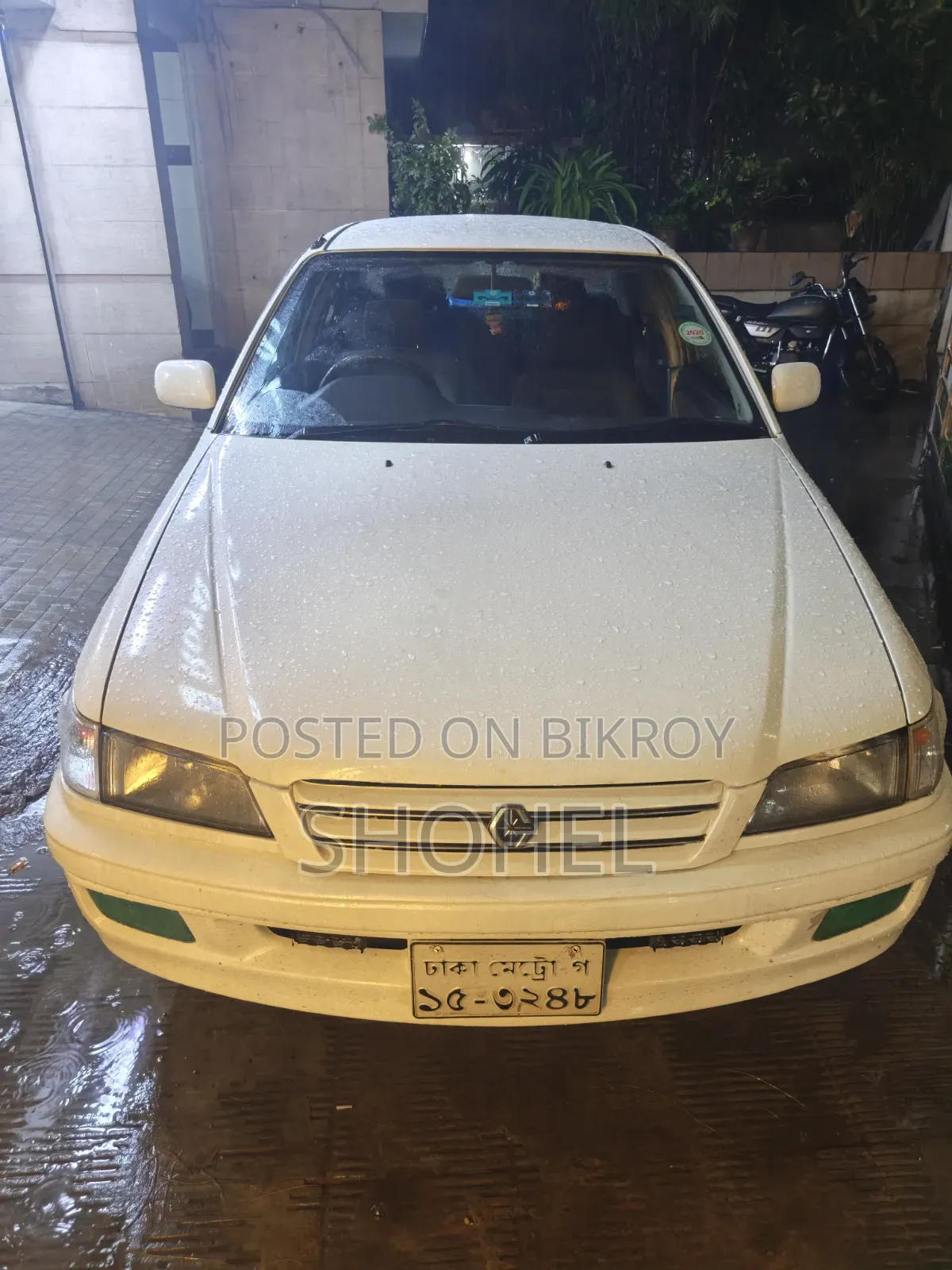 Toyota Corona 1997 White