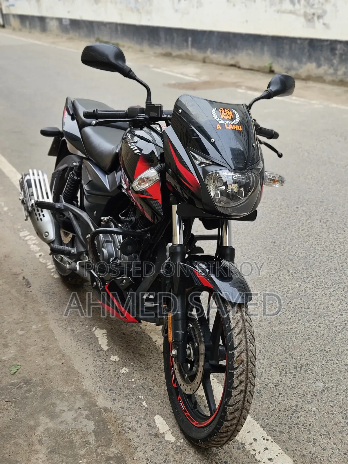 বাজাজ পালসার ১৫০ ২০২১ ব্ল্যাক