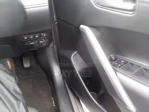 Toyota Corolla Cross 2021 Brown