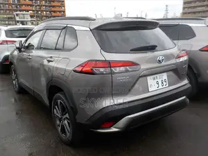 Toyota Corolla Cross 2021 Brown