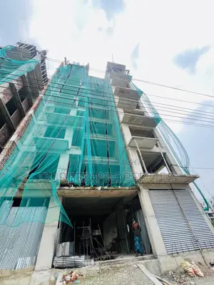 বসুন্ধরায় বিক্রয়ের জন্য ফার্নিশড ৪ বেডরুমের অ্যাপার্টমেন্ট