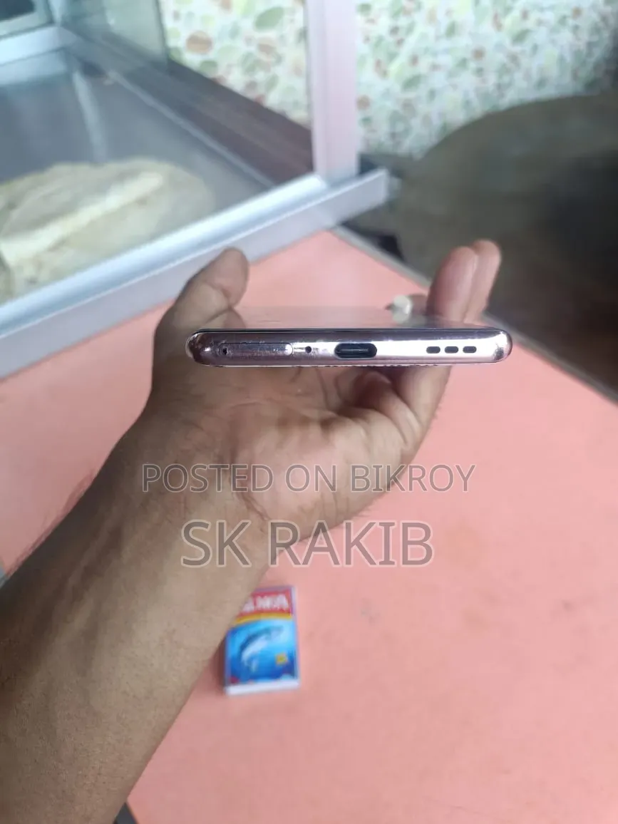 ওপ্পো রেনো৫ প্রো+ ৫জি ২৫৬ জিবি
