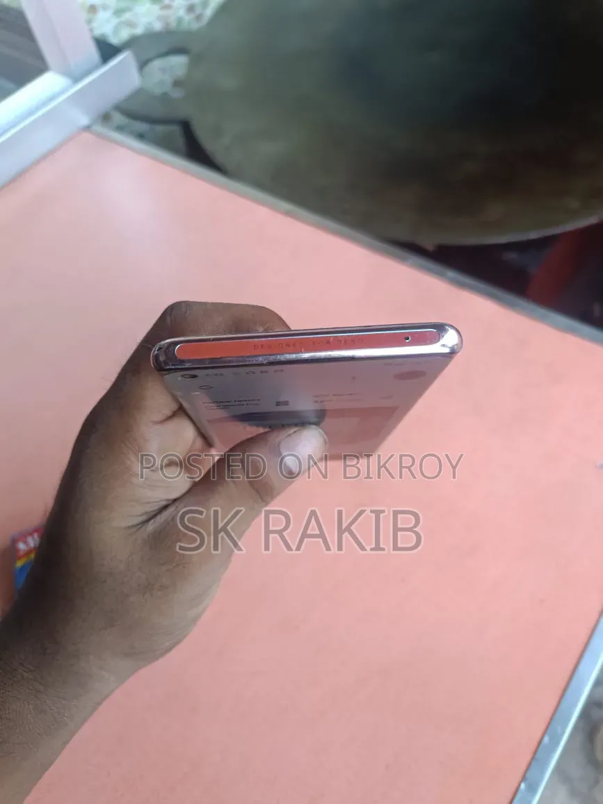 ওপ্পো রেনো৫ প্রো+ ৫জি ২৫৬ জিবি