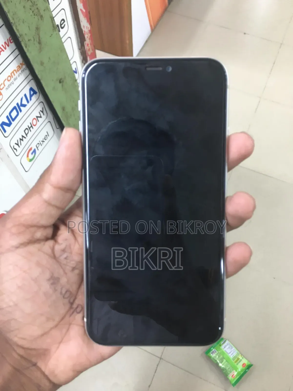Apple iPhone 11 64 GB White