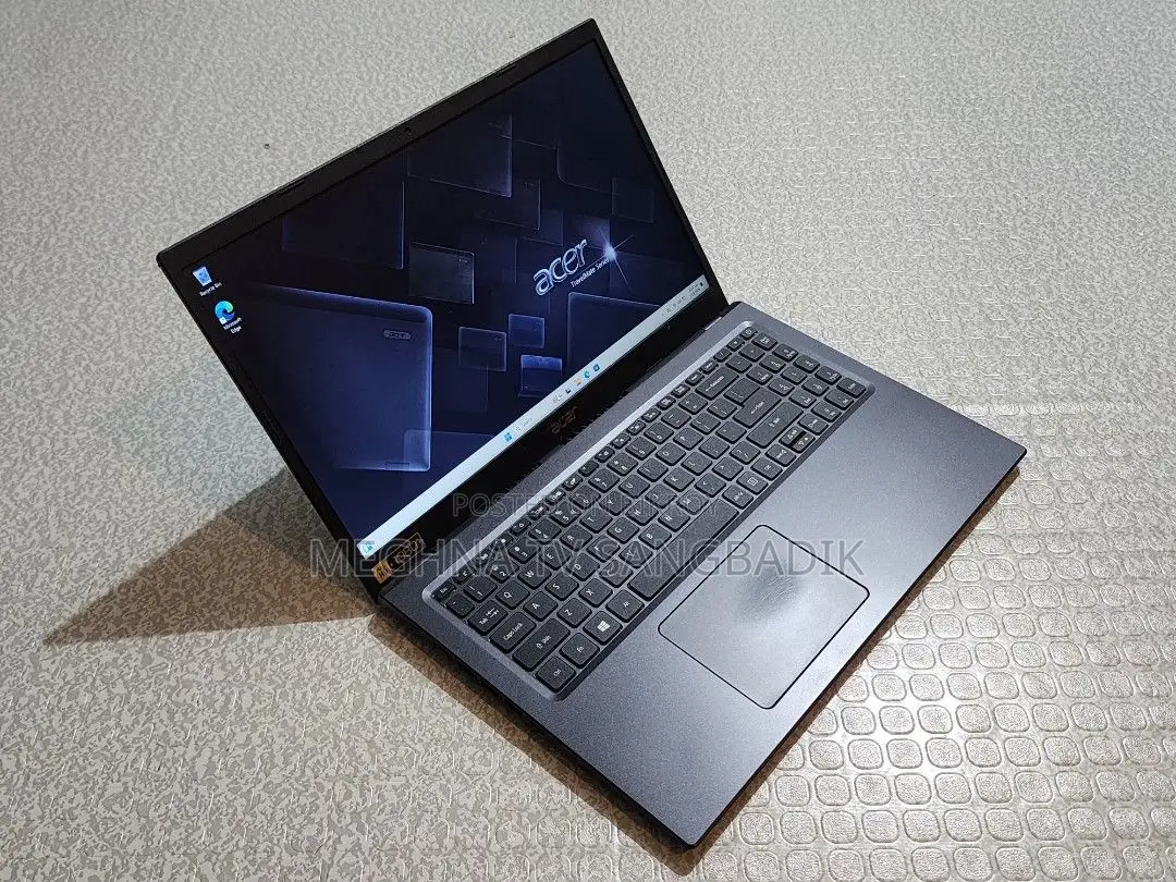 Laptop Acer 3GB Intel SSD 256GB